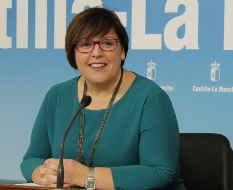 Carmen Olmedo, valora “los buenos datos de paro registrado”