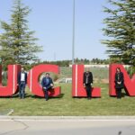 Una rotonda, en honor a la UCLM en Cuenca