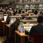 Los alumnos de este instituto de Castilla-La Mancha tienen que abrigarse con mantas