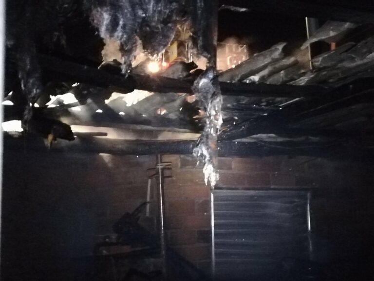 Así ha quedado una casa en Valverde del Júcar (Cuenca) tras explotar su caldera