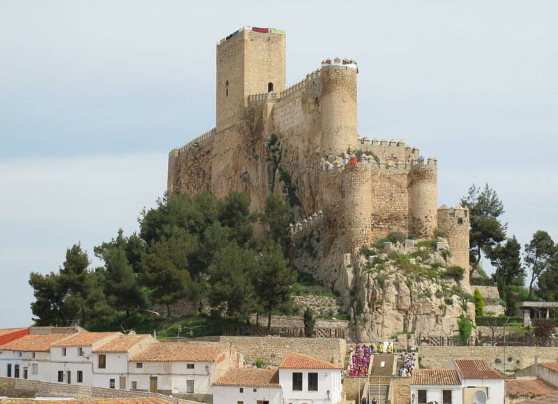 castillo almansa
