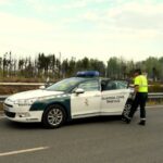 Vuelca un camión que transportaba pintura y barnices en la A-3, a la altura de Villares del Saz