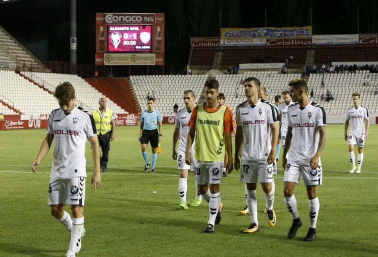 Nueva derrota del Alba en casa