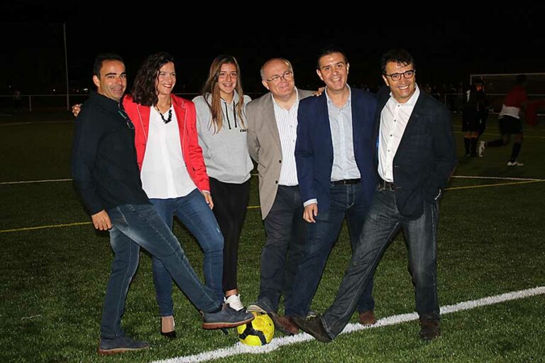 Elche de la Sierra estrena campo de fútbol de césped artificial