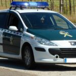 Herido leve un guardia civil tras salirse el vehículo oficial de la vía en Piedrabuena
