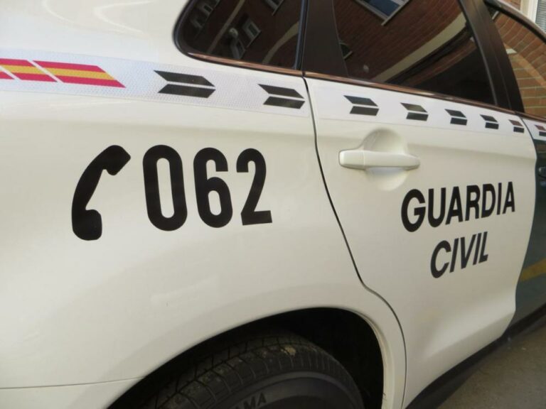 La Guardia Civil rescata a una señora mayor que se había precipitado a un pozo en Arcas