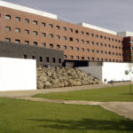 Auxiliados una anciana semiinsconciente y un menor con graves quemaduras en Ciudad Real