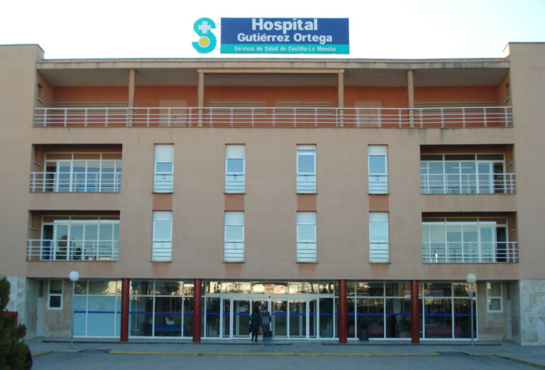 Herido un trabajador tras caer desde tres metros de altura en Valdepeñas