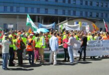 La DGT se reunirá el martes con los examinadores para analizar la huelga indefinida y fijar servicios mínimos