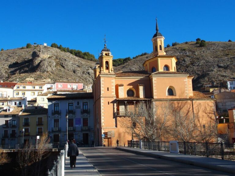 23.000 panecillos en Cuenca para celebrar San Antón