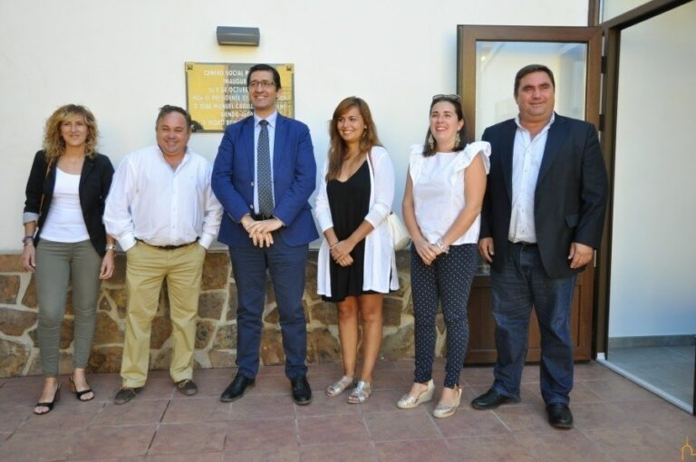 El presidente de la Diputación de Ciudad Real inaugura el Centro Social Polivalente de Ruidera