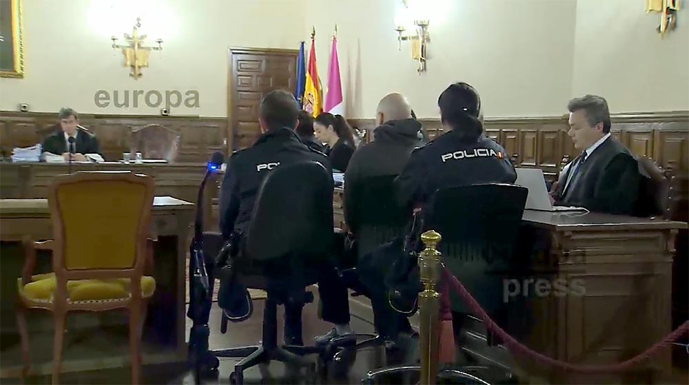 ? VIDEO | Así ha sido la llegada de Sergio Morate a la Audiencia Provincial de Cuenca