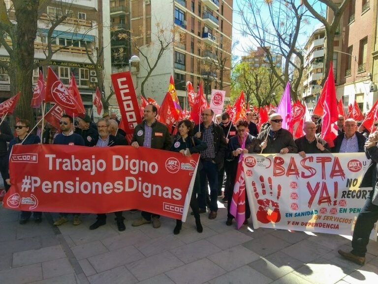 CCOO y UGT reúnen a cientos de personas en Ciudad Real para pedir un sistema de pensiones «digno y estable»