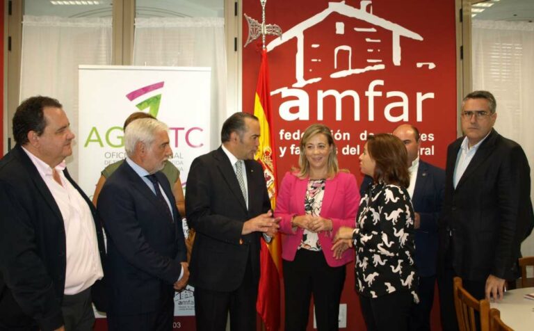 Amfar inaugura en Membrilla la Oficina Nacional de Titularidad Compartida en la Explotación Agrícola