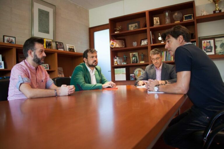 El programa ‘Acredita’permitirá por primera vez acreditar su profesión a los informadores juveniles