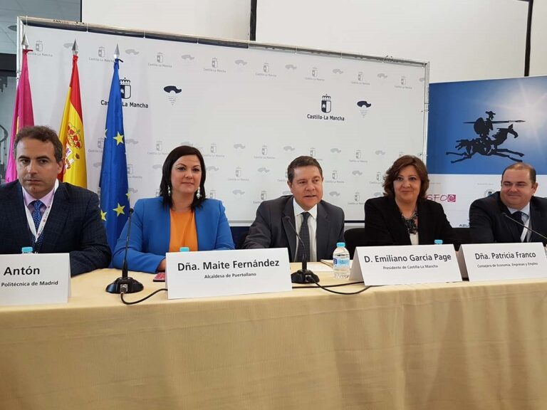Page quiere reconvertir el Instituto de Sistemas Fotovoltaicos de Puertollano en centro regional de energías renovables