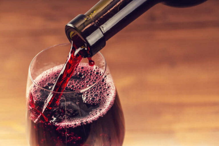 Ranking de las Comunidades españolas más consumidores de vino, ¿adivinas en qué puesto está C-LM? Ranking de las Comunidades españolas más consumidores de vino, ¿adivinas en qué puesto está C-LM?