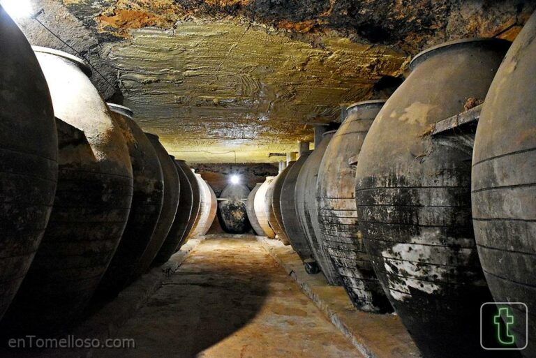 Oro líquido en el centro de Tomelloso: Bodegas Peinado