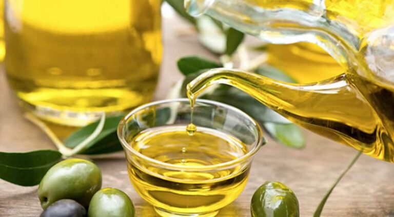 UPA hace un llamamiento al mercado del aceite de oliva para lograr precios justos UPA hace un llamamiento al mercado del aceite de oliva para lograr precios justos