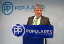 Cotillas: “El tiempo de espera de los pacientes se multiplica al mismo ritmo que Page suma asesores”