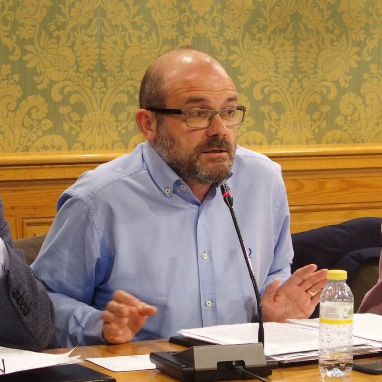 Piden que se financie un servicio de transporte a la residencia conquense ‘Las Hoces’