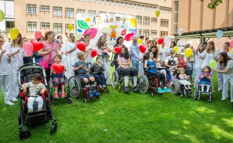 Montones de besos por el «Día del Niño Hospitalizado»