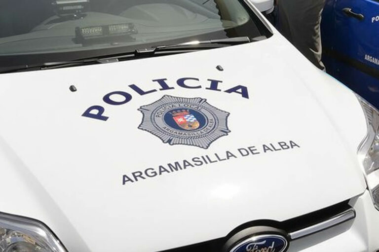 La Policía Local de Argamasilla de Alba detiene a un conductor acusado de dos delitos contra la seguridad vial y otro de lesiones
