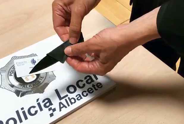 La Policía Local de Albacete se incauta de un ingenioso escondite para una navaja