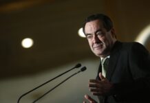 José Bono dice que «es momento de dejar discrepancias a un lado» y «apoyar» a Pedro Sánchez