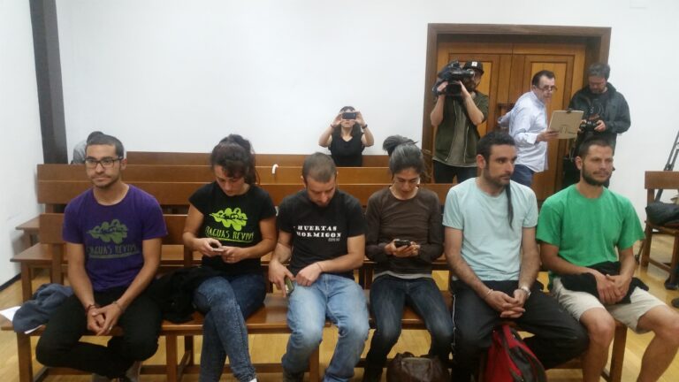 Los jóvenes pobladores de Fraguas, condenados a año y medio de prisión