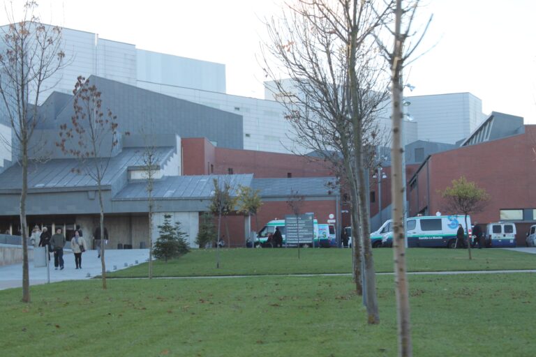 Trasladan en helicóptero a un hombre herido hasta el Hospital de Ciudad Real Trasladan en helicóptero a un hombre herido hasta el Hospital de Ciudad Real