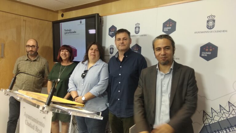El Ayuntamiento de Ciudad Real inicia el Plan de Empleo Garantizado para personas en exclusión social El Ayuntamiento de Ciudad Real inicia el Plan de Empleo Garantizado para personas en exclusión social