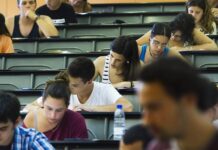 Si has sacado buenas notas este año, estos premios te pueden interesar