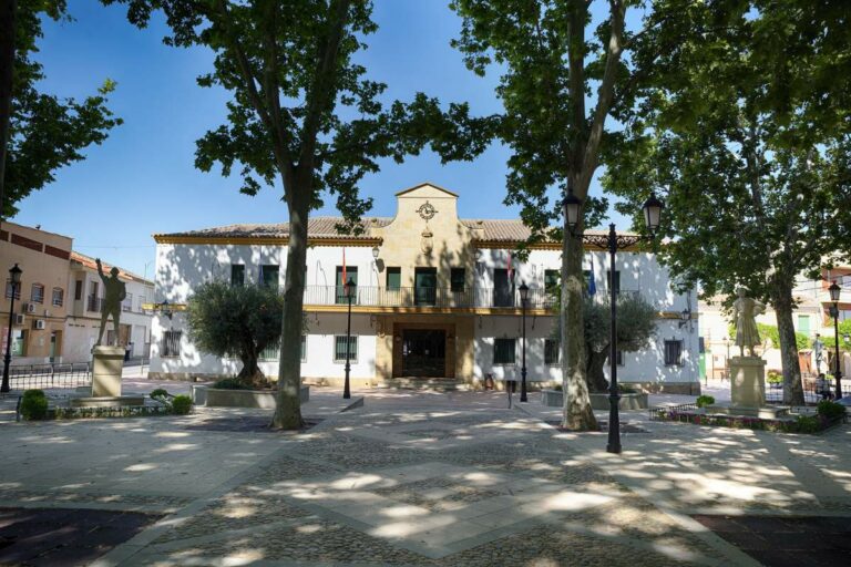 Argamasilla de Alba se suma a la iniciativa #LuzporlaELA