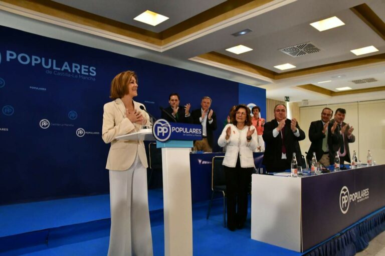 Cospedal anuncia su candidatura a la presidencia del Partido Popular