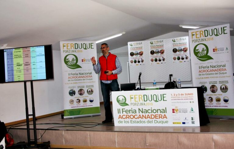 Los encuentros comerciales de FERDUQUE arrancan con charlas sobre el maíz y sobre abono ecológico