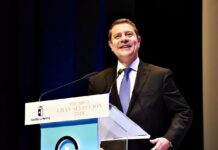 Nuevo anuncio de Page: 10.000 empleos vinculados al sector agroalimentario, pero sin dar mas detalles