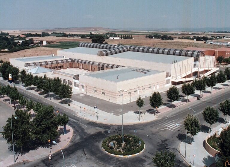 Diputación, Ayuntamiento y Junta firmarán este lunes la cesión de las propiedades del pabellón ferial y del museo de “El Quijote”