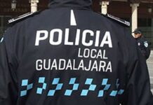 Detenidos tras robar una motocicleta a un repartidor de comida a domicilio en Guadalajara