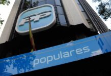 La comisión organizadora del congreso pide abrir las sedes más tiempo para facilitar la inscripción de afiliados