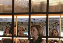 Casado le organiza a Cospedal una comida «sorpresa»