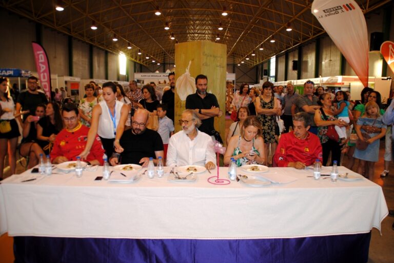 Ramces González, gana el X Concurso Nacional de Cocina `Ajo Morado de Las Pedroñeras´