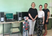 Donación de equipo informático para el IES Azuer de Manzanares