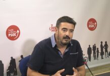 Menos «devaneos de cabeza» y más celebrar los buenos datos del paro, desde el PSOE