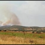 79 efectivos trabajan en la extinción del incendio de Moral de Calatrava, aún sin controlar