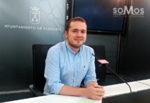 El edil socialista Manuel Martínez dimite tras nueve años en el Ayuntamiento de Albacete