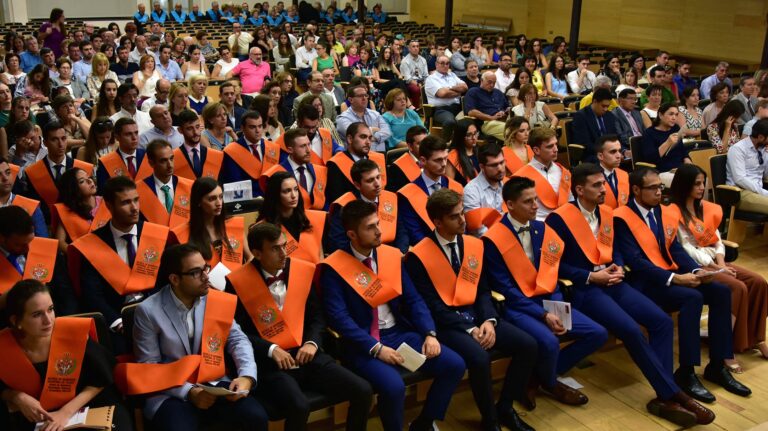 La UCLM «cumple con la legislación vigente y actúa éticamente» La UCLM «cumple con la legislación vigente y actúa éticamente»
