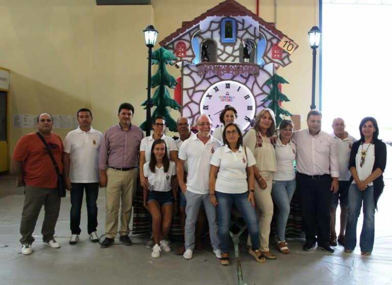 Todo listo para la Cabalgata de la Feria de Albacete: con más de 60 carrozas, 20 charangas y 3 bandas de música