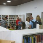 Pedro Piqueras inaugura la Biblioteca Municipal de Torralba de Calatrava