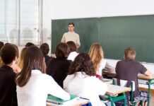 Aprobadas las bolsas extraordinarias definitivas a interinidades en Secundaria, FP, Escuelas de Idiomas y Artes